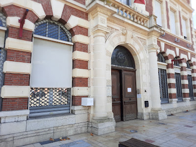 Café De L'hotel De Ville à Villemur-sur-Tarn