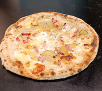Plats et boissons du Pizzeria TATA PIZZA 24h/24h à Riom-ès-Montagnes - n°2