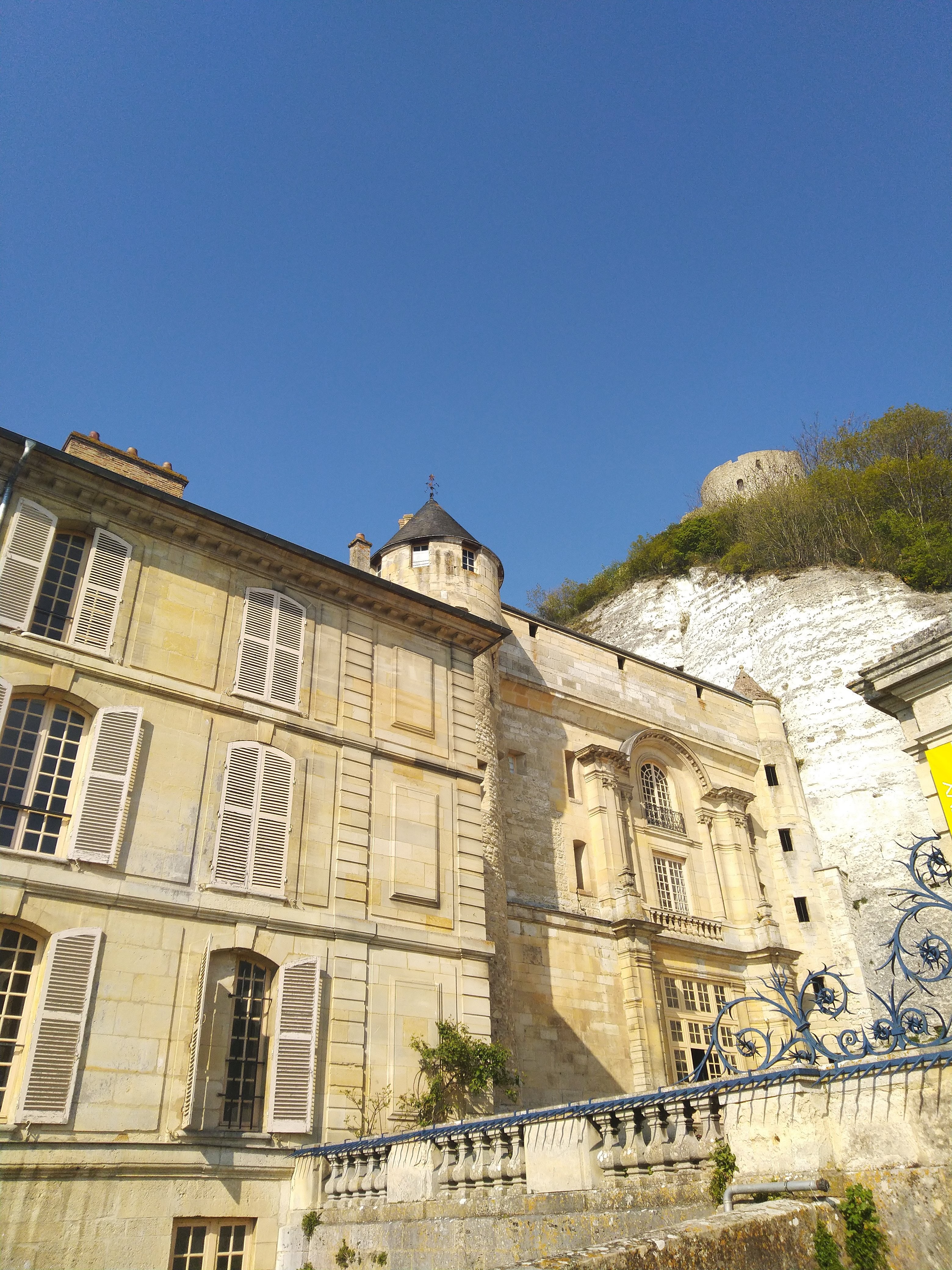 Photo n° 31 de l'avis de Cyril.o fait le 15/04/2019 à 05:56