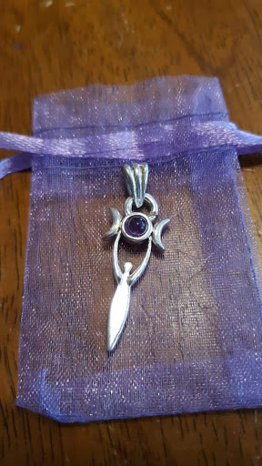 Metaphysical Supply Store «Kindred Spirits Books and Gifts», reviews and photos, 66 W Water St, Hellertown, PA 18055, USA