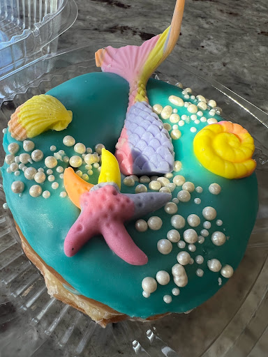 Donut Shop «Best Donut House», reviews and photos, 6451 N Blackstone Ave, Fresno, CA 93710, USA