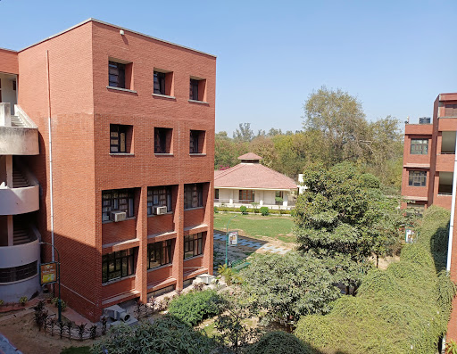 Sri Guru Gobind Singh College Of Commerce, Delhi University (SGGSCC, DU)