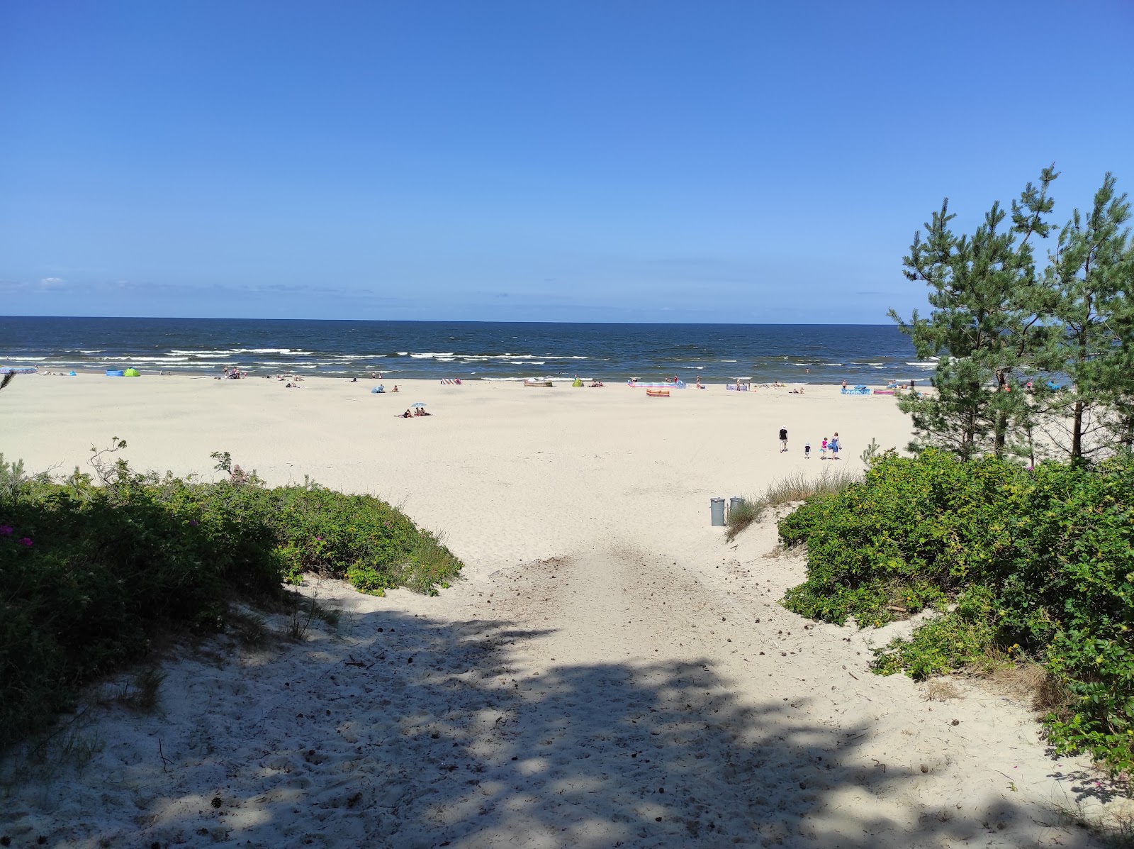 Zdjęcie Przebrno beach - popularne miejsce wśród znawców relaksu