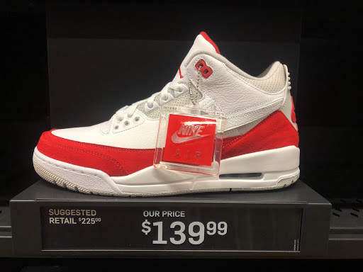 Sporting Goods Store «Nike Factory Store», reviews and photos, 2236 Nostrand Ave, Brooklyn, NY 11210, USA