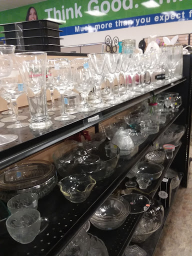 Thrift Store «Goodwill Store & Donation Center», reviews and photos, 28901 S Western Ave, Rancho Palos Verdes, CA 90275, USA