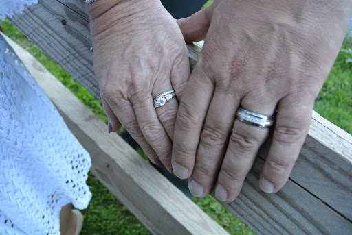 Jewelry Store «Dale Robertson Jewelry Co., LLC», reviews and photos, 784 Loveland-Miamiville Rd #300, Loveland, OH 45140, USA