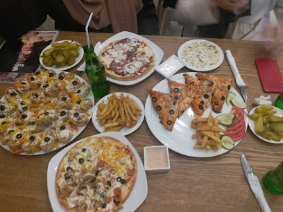 مطعم تنورين - الشيخ رضوان الشارع الأول بالقرب من رمزون, Gaza