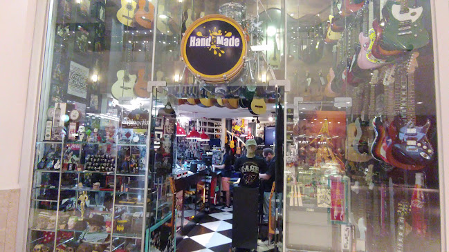 Avaliações sobre Hand Made Custom Shop em Curitiba - Loja de instrumentos musicais
