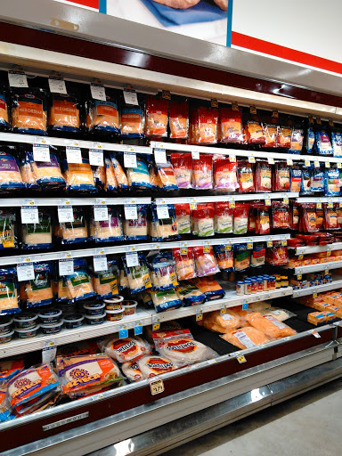 Grocery Store «IGA», reviews and photos, 1313 E Main St, Olney, IL 62450, USA