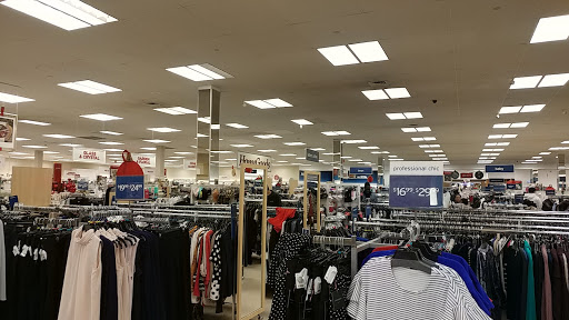 Department Store «Marshalls & HomeGoods», reviews and photos, 2700 Potomac Mills Cir, Woodbridge, VA 22192, USA