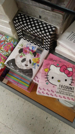 Department Store «T.J. Maxx», reviews and photos, 33025 Grand River Ave, Farmington, MI 48336, USA