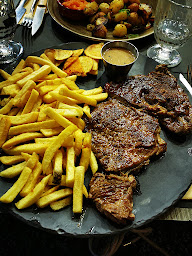 Photo n°115 de Maison Péret - Restaurant Brasserie - Rue Daguerre à Paris ()
