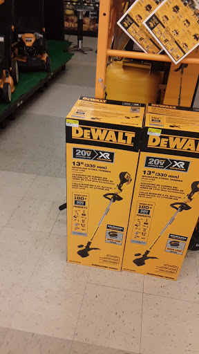 General Store «Big R Farm & Ranch Supply», reviews and photos, 1020 Bonforte Blvd, Pueblo, CO 81001, USA