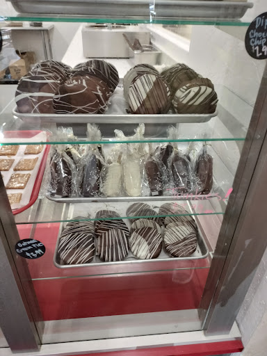 Chocolate Shop «Apple Tree Chocolate», reviews and photos, 754 Asp Ave, Norman, OK 73069, USA