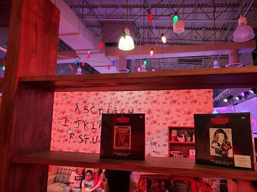 Sporting Goods Store «Nike Factory Store», reviews and photos, 3000 Grapevine Mills Pkwy #611, Grapevine, TX 76051, USA