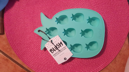 Thrift Store «Green Door Thrift Shop», reviews and photos, 1030 Nacogdoches Rd, San Antonio, TX 78209, USA