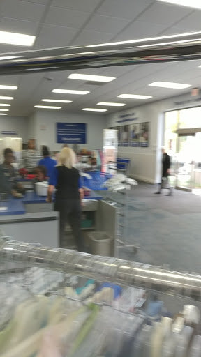 Thrift Store «Goodwill Bailey Bridge Retail Store», reviews and photos, 11749 Hull Street Rd, Midlothian, VA 23112, USA