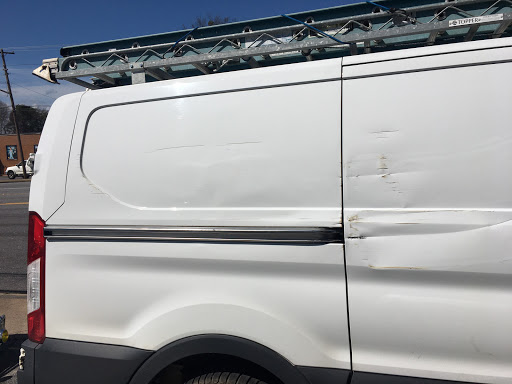 Auto Body Shop «Maaco Collision Repair & Auto Painting», reviews and photos, 350 N Pleasantburg Dr, Greenville, SC 29607, USA