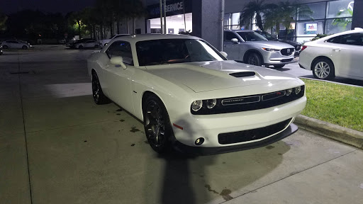 Car Dealer «Lou Bachrodt Mazda Coconut Creek», reviews and photos, 5400 N State Rd 7, Coconut Creek, FL 33073, USA