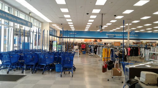Clothing Store «Ross Dress for Less», reviews and photos, 7338 Gall Blvd, Zephyrhills, FL 33541, USA
