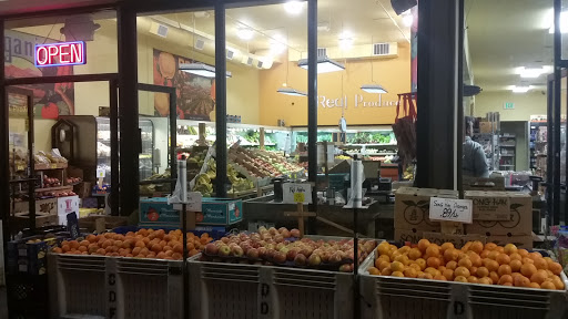 Fruit and vegetable store San Jose