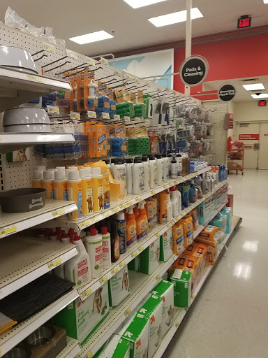 Department Store «Target», reviews and photos, 8282 Golden Link Blvd, Northfield, OH 44067, USA