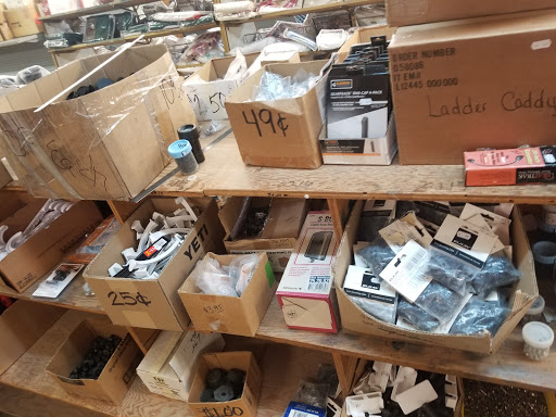 Discount Store «Salvage Discount Store», reviews and photos, 4307 Kernersville Rd, Kernersville, NC 27284, USA