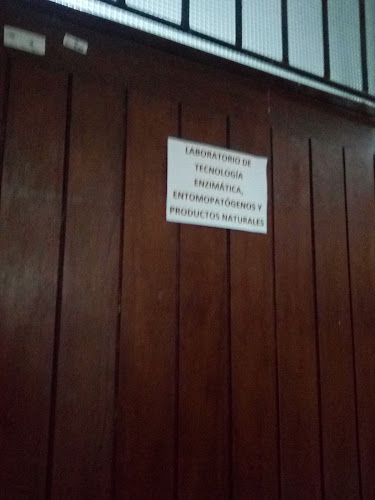Laboratorio de Tecnología Enzimática, Entomopatógenos Y Productos Naturales