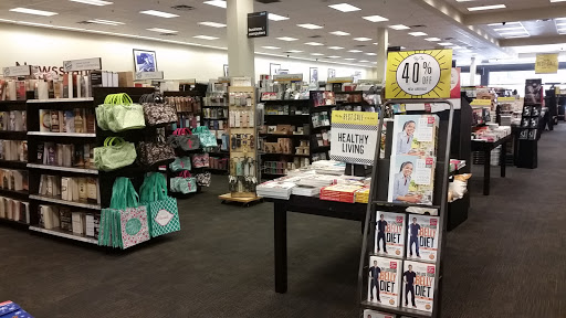 Book Store «Books-A-Million», reviews and photos, 839 Brandon Town Center Dr, Brandon, FL 33511, USA