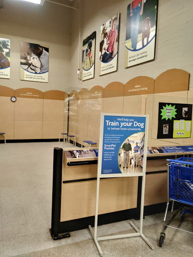 Pet Supply Store «PetSmart», reviews and photos, 1112 Town Square Rd, Pottstown, PA 19465, USA