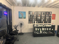 Melrose IPhone Repair - Samsung Repair, iPad Repair, MacBook Repair, battery Replacement and Unlock Services - Photo 6 - Car repair in Los Angeles, CA, Los Angeles