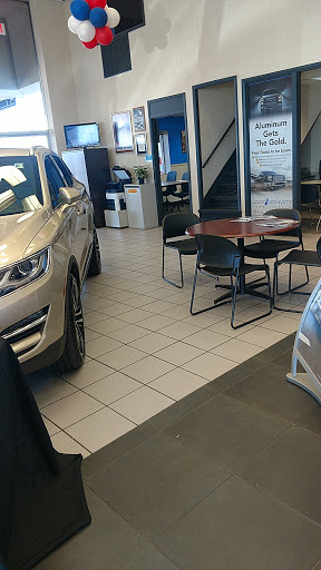 Car Dealer «Jack Schmitt Ford Lincoln», reviews and photos, 1820 Vandalia St, Collinsville, IL 62234, USA