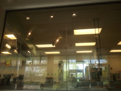 Bakery «Krispy Kreme Doughnuts», reviews and photos, 16415 NW Cornell Rd, Beaverton, OR 97006, USA