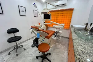 Dulce 247 Dental Clinic image