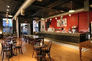 Oloman Cafe - photo 1