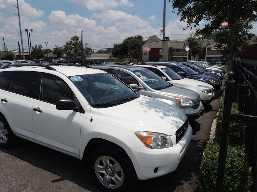Used Car Dealer «BEST CAR FOR LESS», reviews and photos, 3410 Dunvale Rd, Houston, TX 77063, USA