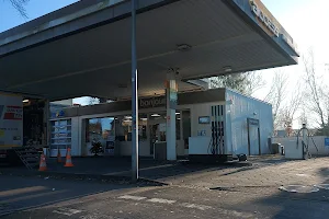 Access Tankstelle image