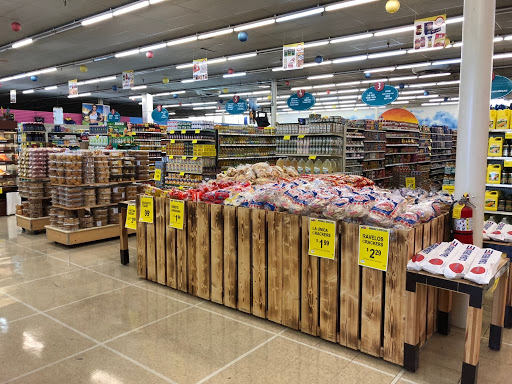 Grocery Store «Bravo Supermarkets», reviews and photos, 524 Doctor M.L.K. Jr Blvd E, Belle Glade, FL 33430, USA