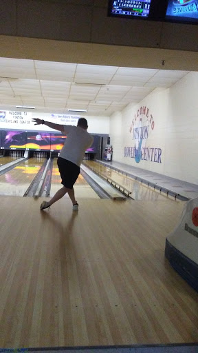 Bowling Alley «Vinton Bowling Center», reviews and photos, 1200 Vinyard Rd, Vinton, VA 24179, USA