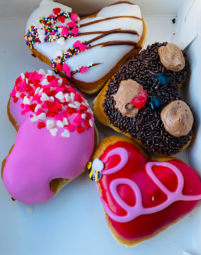 Bakery «Krispy Kreme Doughnuts», reviews and photos, 1984 W Main St, Mesa, AZ 85201, USA