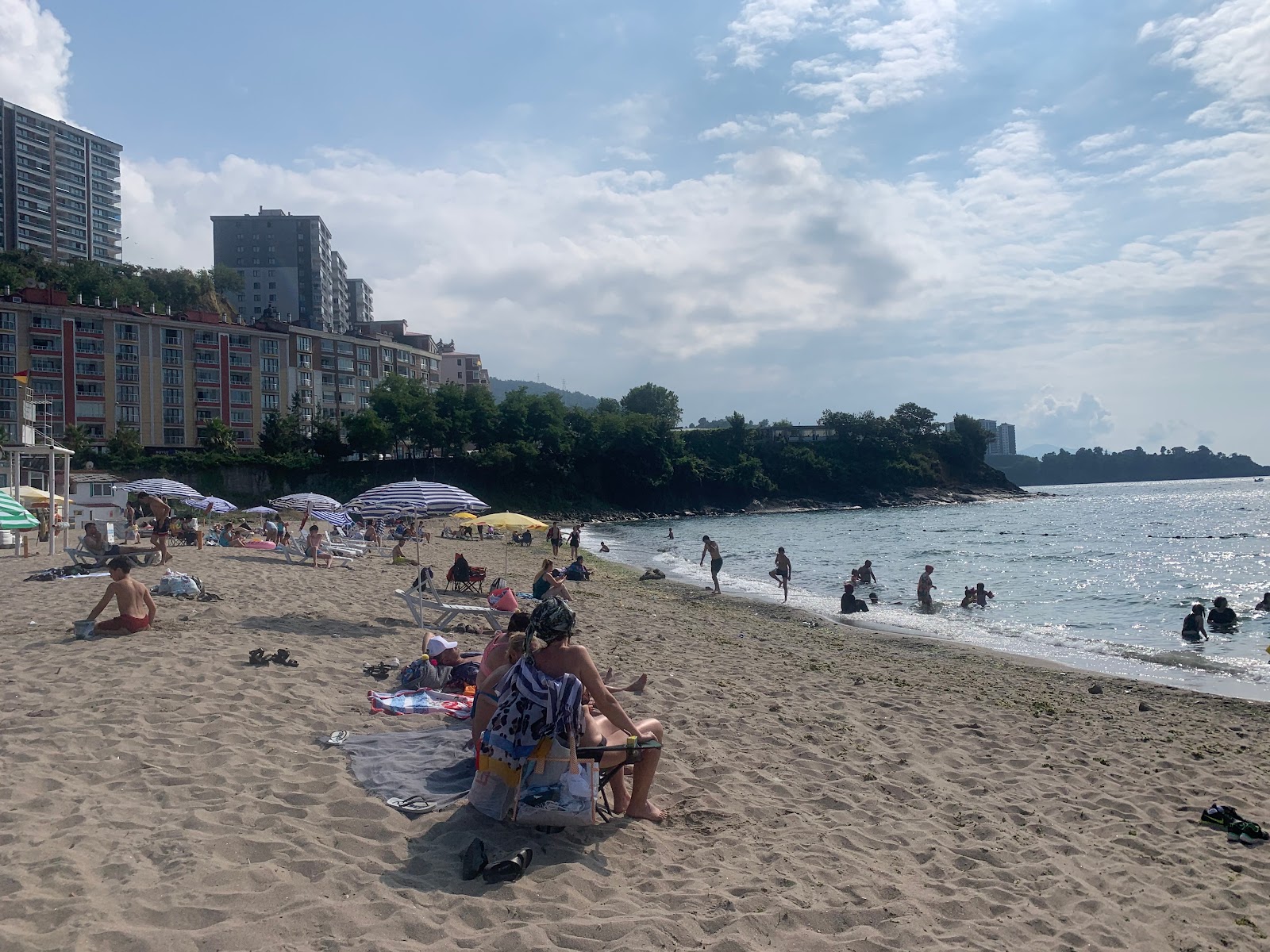 Foto von Tirebolu Beach mit geräumige bucht