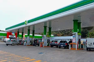 Gasolinera BP - San Antonio de los Buenos image