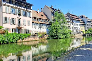 La petite france image