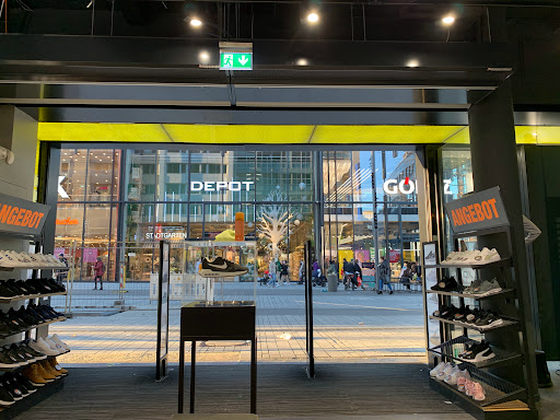 Läden, um Fluchos Frau zu kaufen Düsseldorf