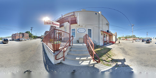 Florist «Yorkville Flower Shoppe», reviews and photos, 216 S Bridge St, Yorkville, IL 60560, USA