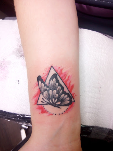 Explore rose foot tattoo ideas, creative tattoo ideas in Cleveland, available at NBA tattoo