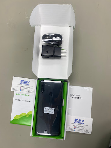 Cell Phone Store «DMV Unlocked Wireless», reviews and photos, 7054 Spring Garden Dr, Springfield, VA 22150, USA