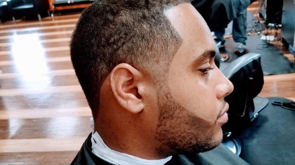 Welcome to Miles barbershop 20772