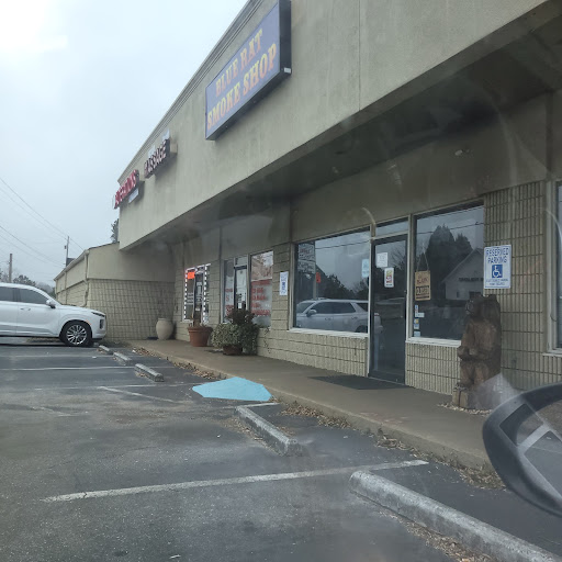 Tobacco Shop «Bear Smoke Smokeshop», reviews and photos, 1000 Marietta Hwy #400, Roswell, GA 30075, USA