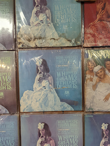 Record Store «POPS Resale», reviews and photos, 1423 Leestown Rd B, Lexington, KY 40511, USA